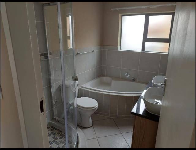 3 BEDROOM TOWNHOUSE FOR SALE IN RIVERSDALE